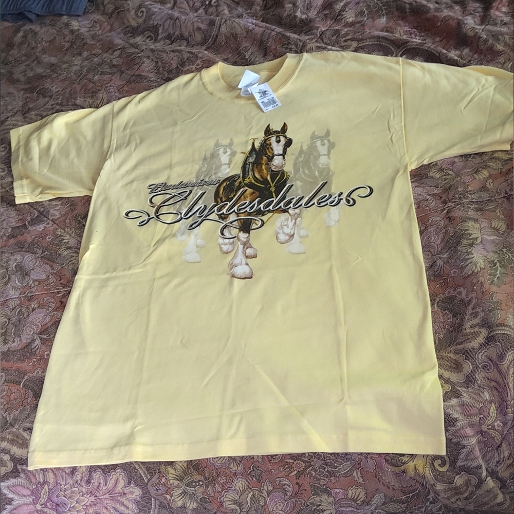 Gildan Med tshirt